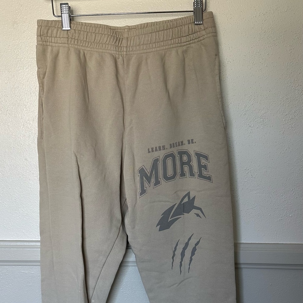alphalete joggers